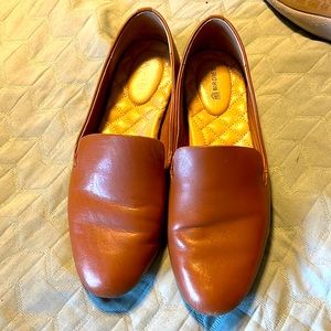 Tan/brown Birdies Starling Flats size 8